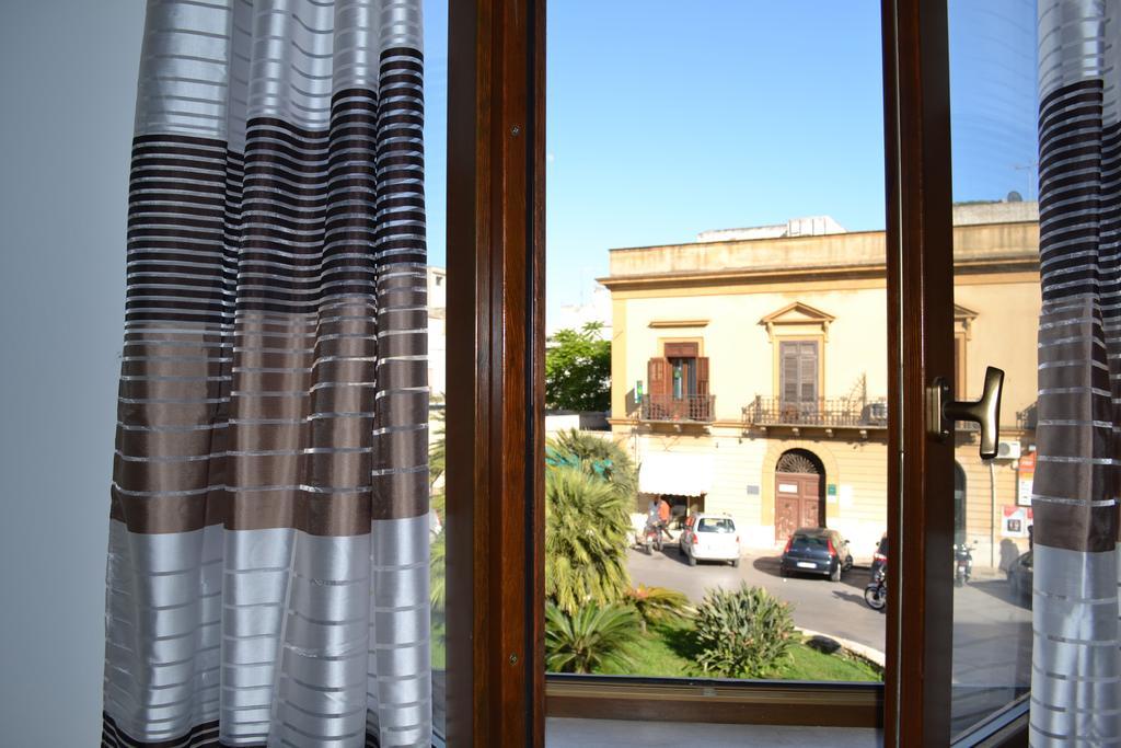 Bilocale Giacomo Matteotti Mazara del Vallo Habitación foto