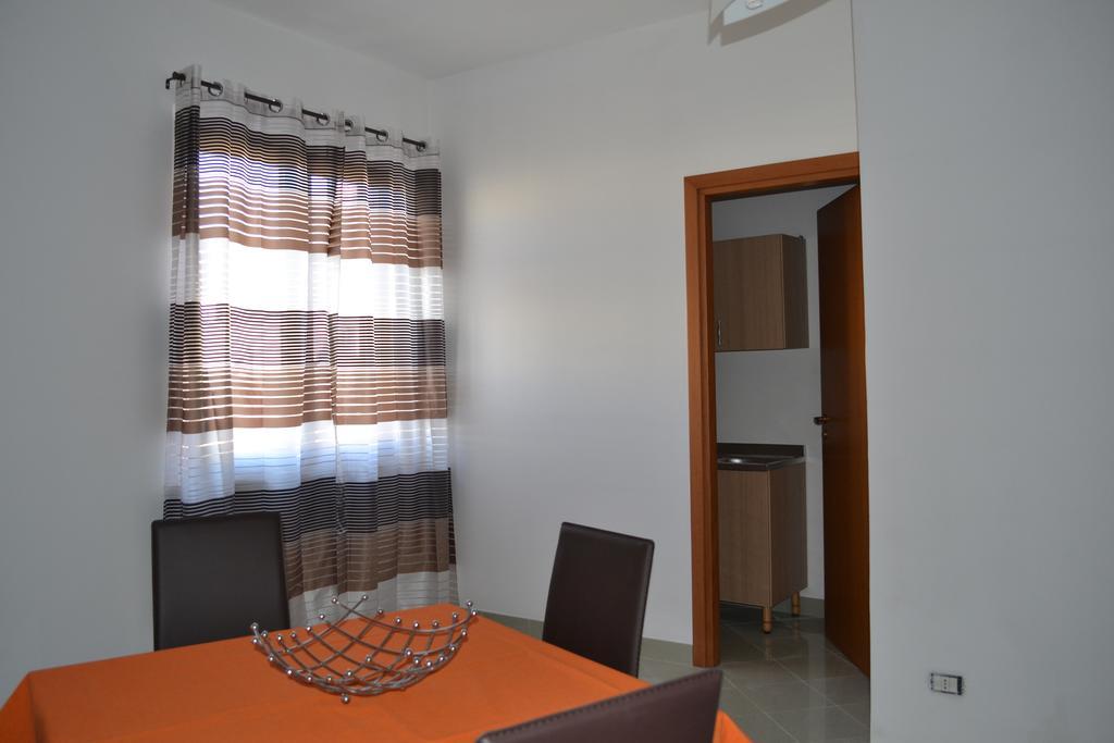 Bilocale Giacomo Matteotti Mazara del Vallo Habitación foto